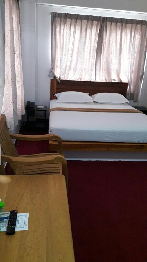 Venus Star Hotel 양곤 외부 사진