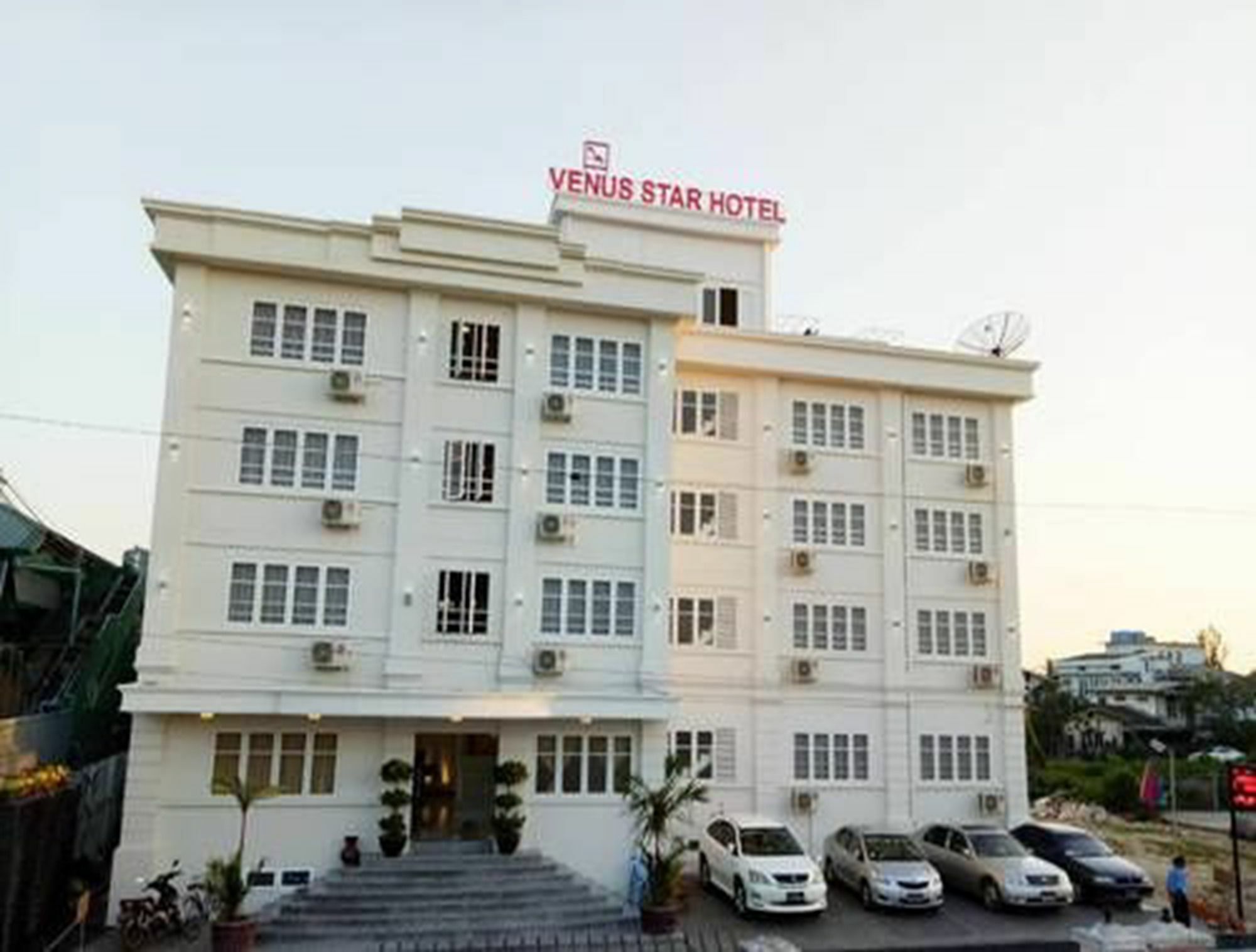 Venus Star Hotel 양곤 외부 사진